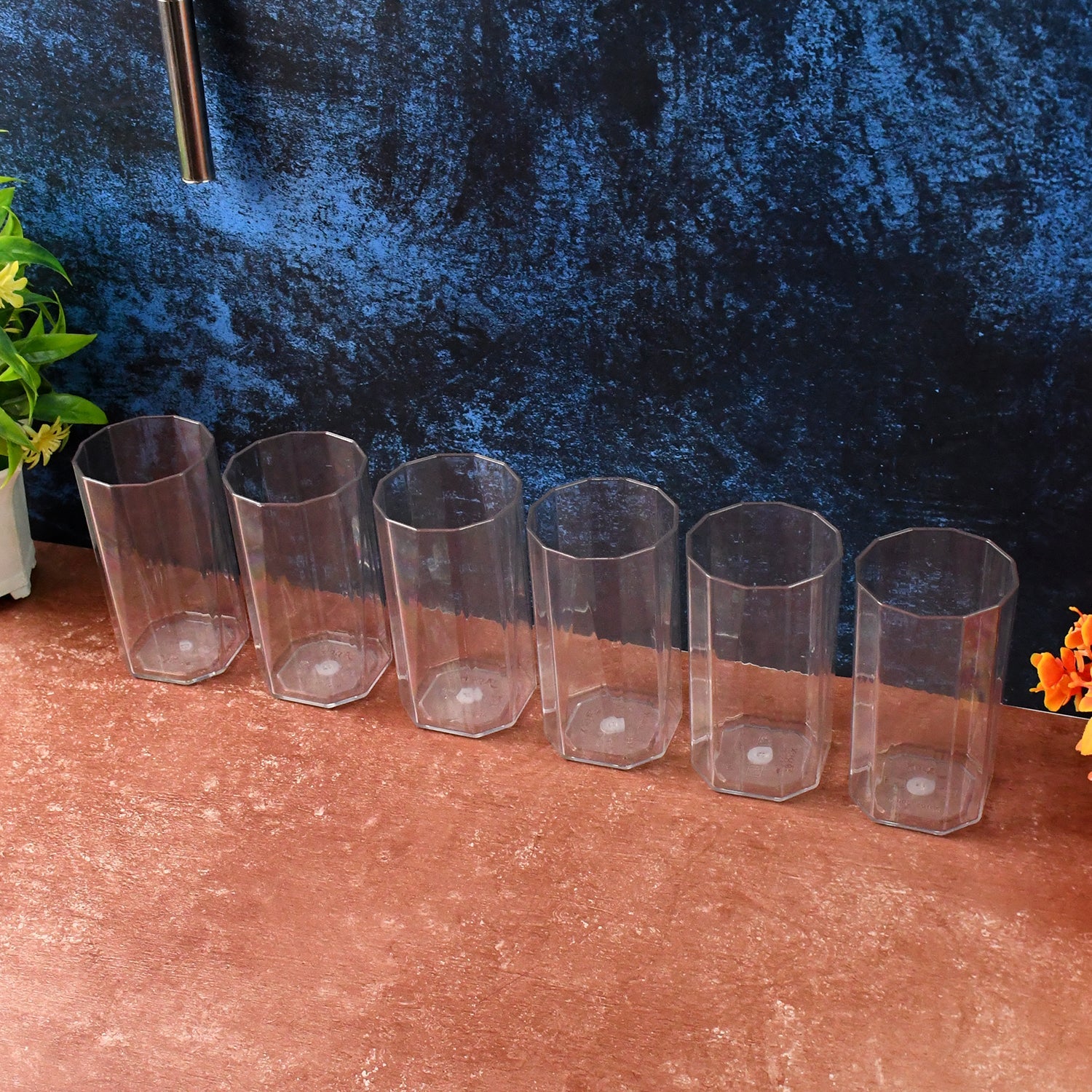 Metro Pattern Plastic Water Glasses Metro Pattern Plastic Water Glasses